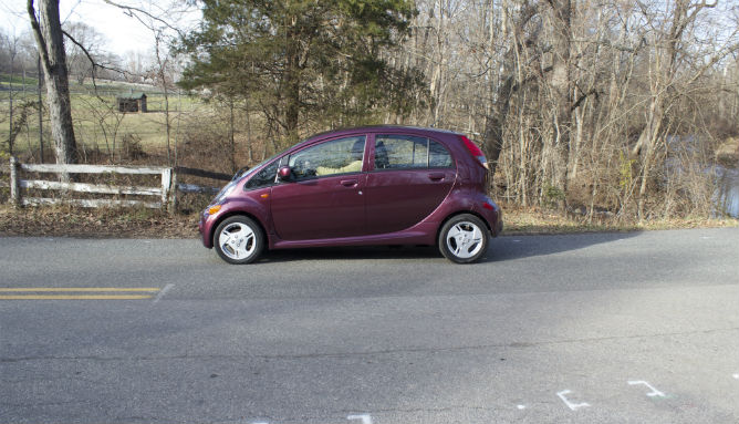 i-MiEV_profile